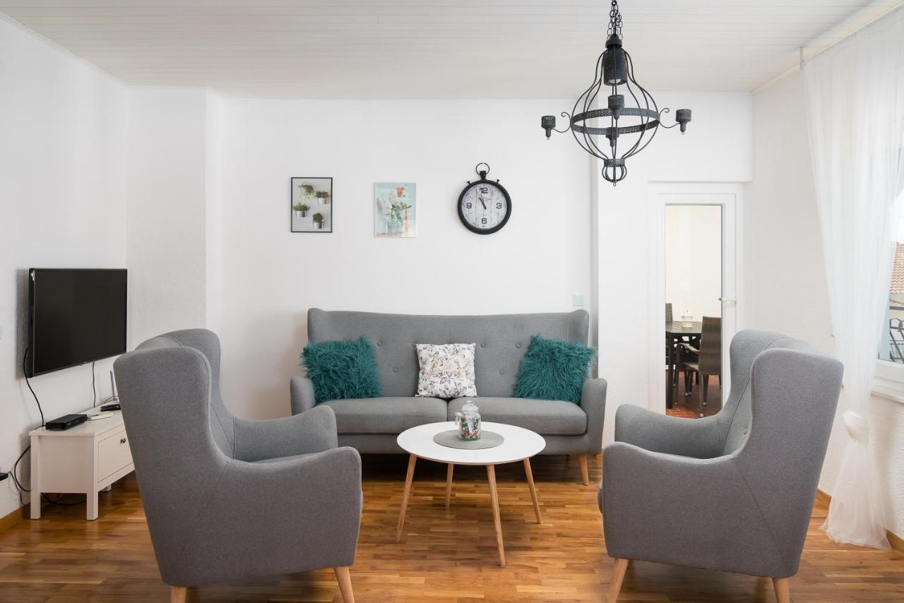 Apartman Regius White Traù Esterno foto