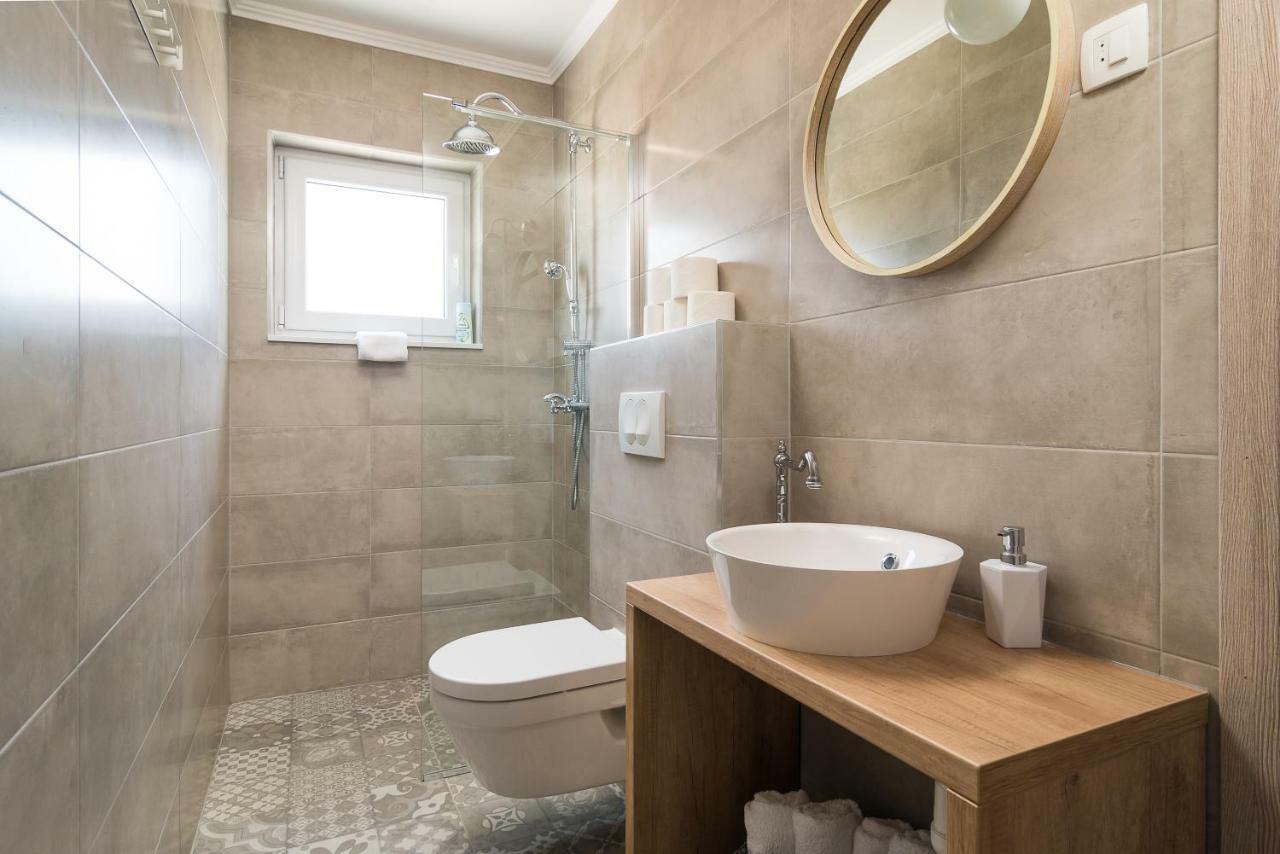 Apartman Regius White Traù Esterno foto